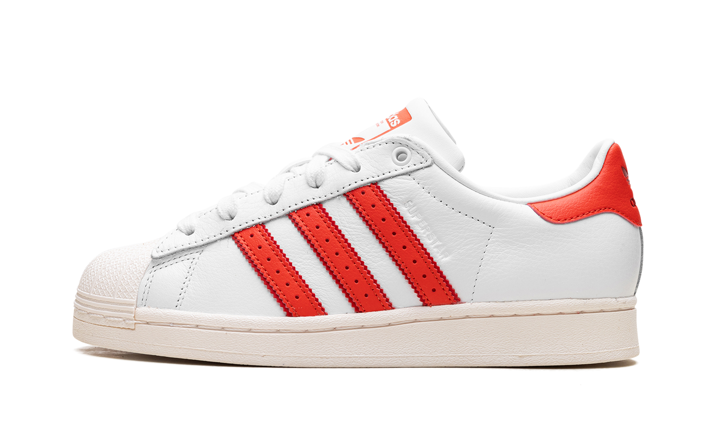 Superstar WMNS "Cloud White Bright Red"