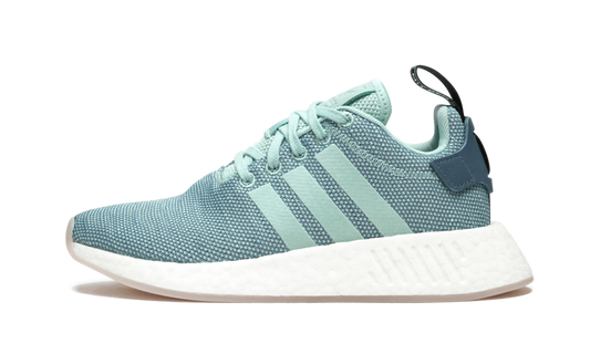 NMD_R2 WMNS