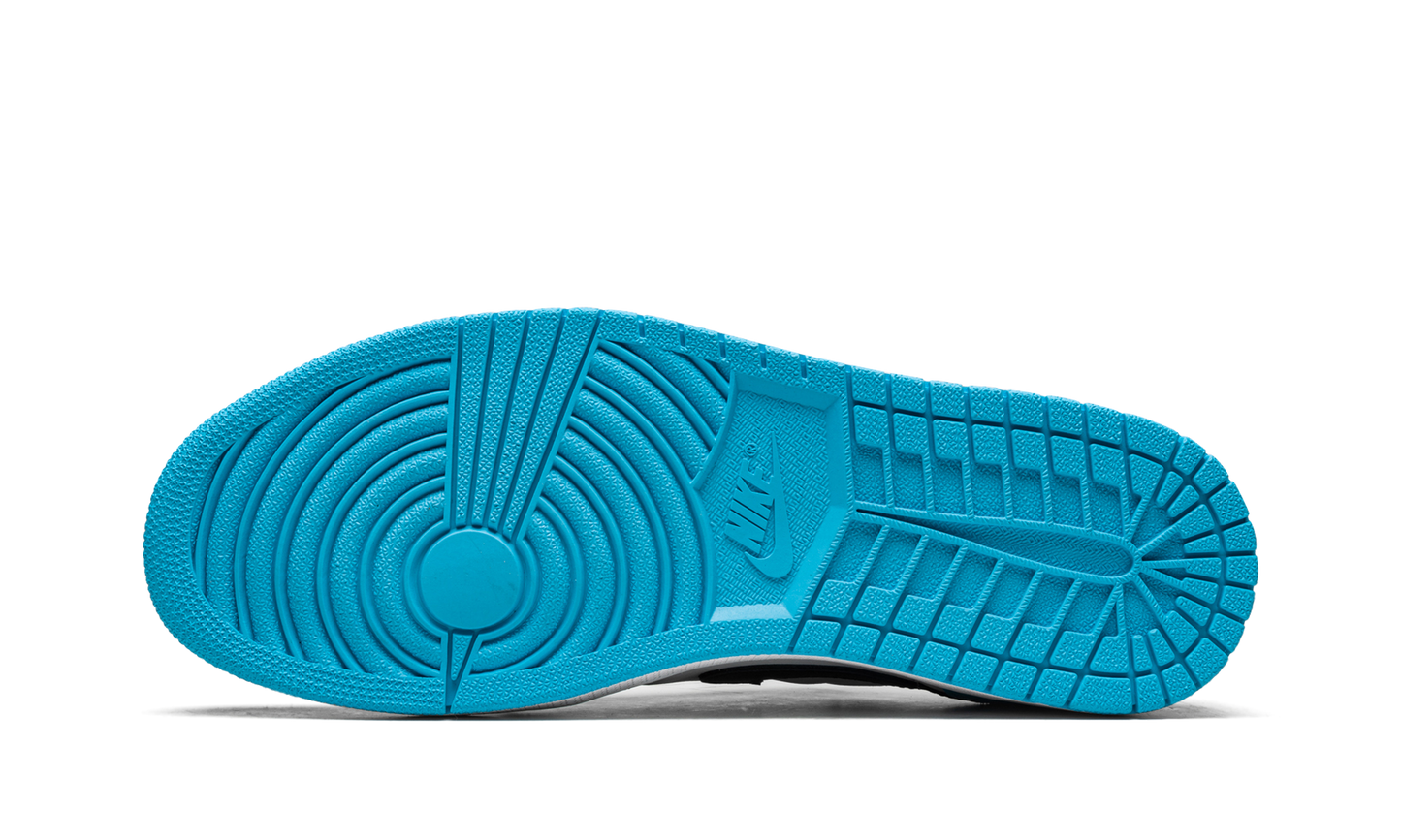 Air Jordan 1 Low OG "UNC" CZ0790 104