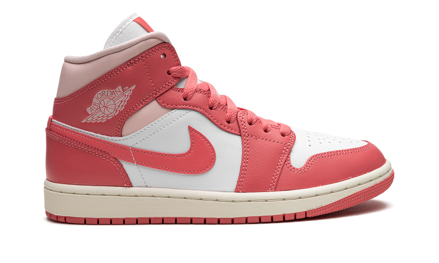 AIR JORDAN 1 MID WMNS "Strawberries And Cream" BQ6472 186