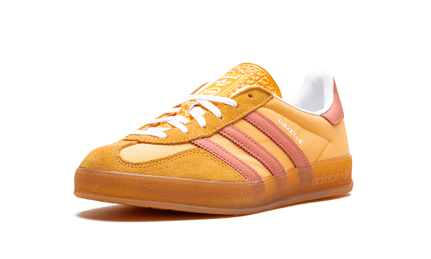 Gazelle Indoor WMNS "Semi Spark Clay"