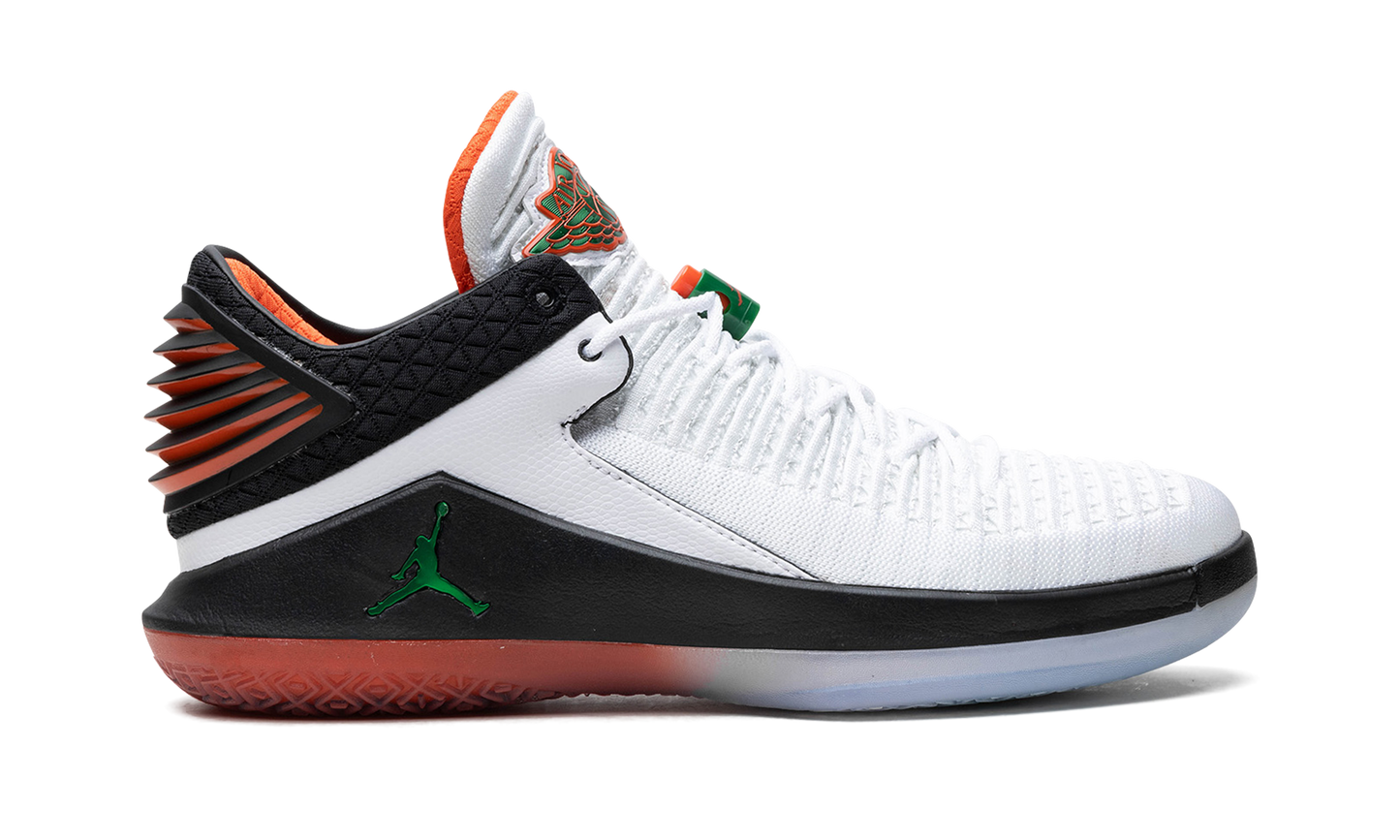 Air Jordan XXXII Low "Like Mike Gatorade"