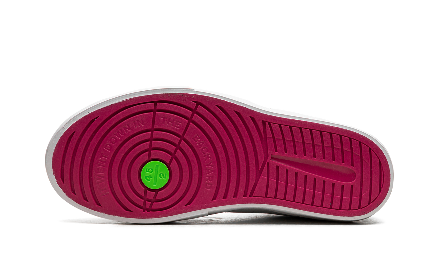 JORDAN SERIES .05 WMNS "Dear Sis" DM3383 105