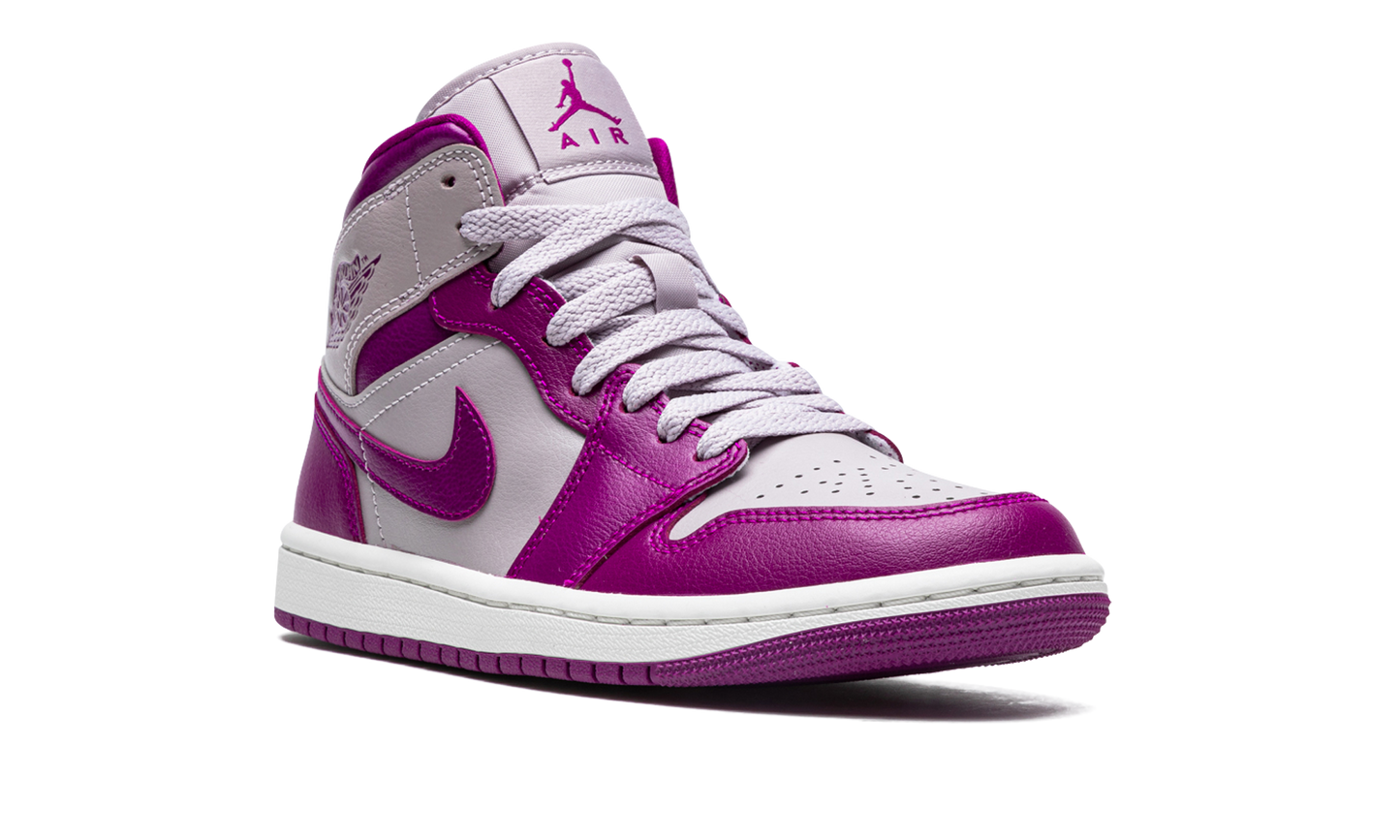 AIR JORDAN 1 MID WMNS "Magenta" BQ6472 501