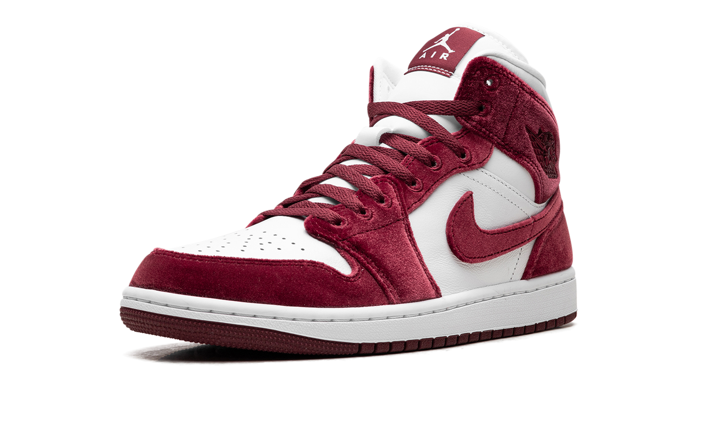 JORDAN 1 MID SE WMNS "Red Velvet" FZ3334 100