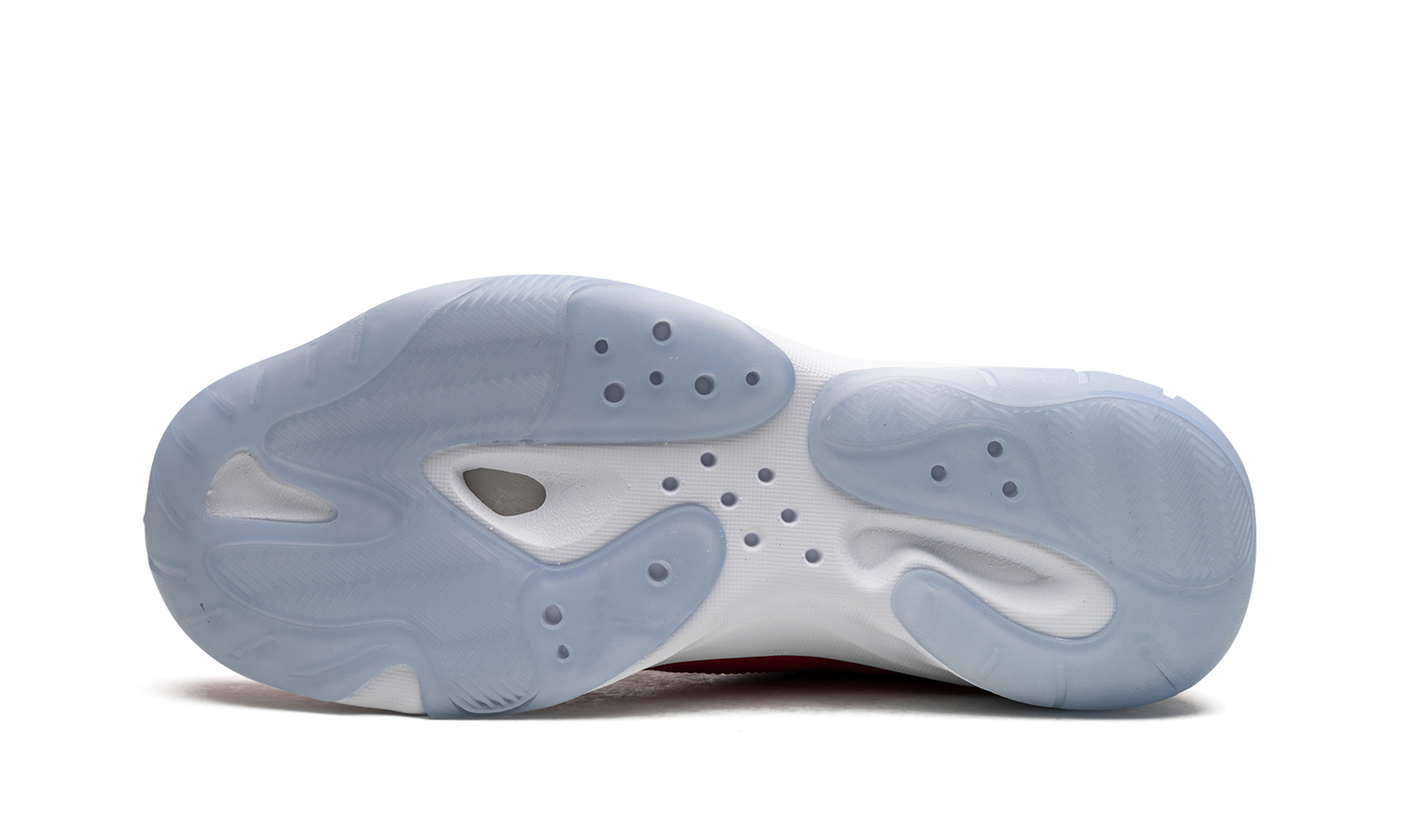 CMFT Low 11 "University Red" DN4180 601