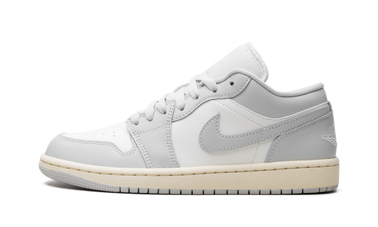 Air Jordan 1 WMNS "Light Grey" DC0774 103
