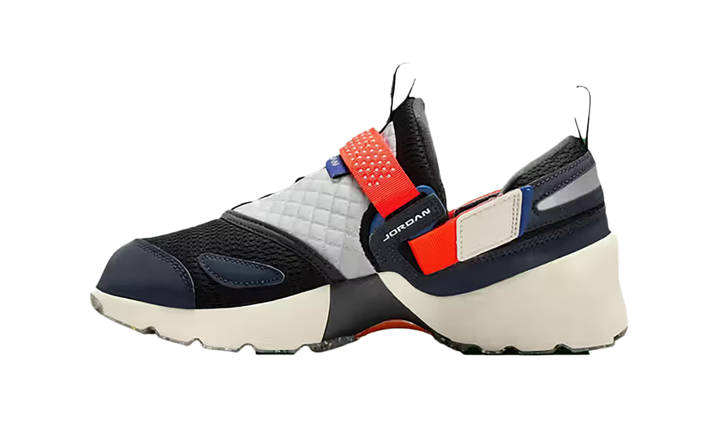 Jordan Trunner LX WMNS "Rare Air" IM6531 001