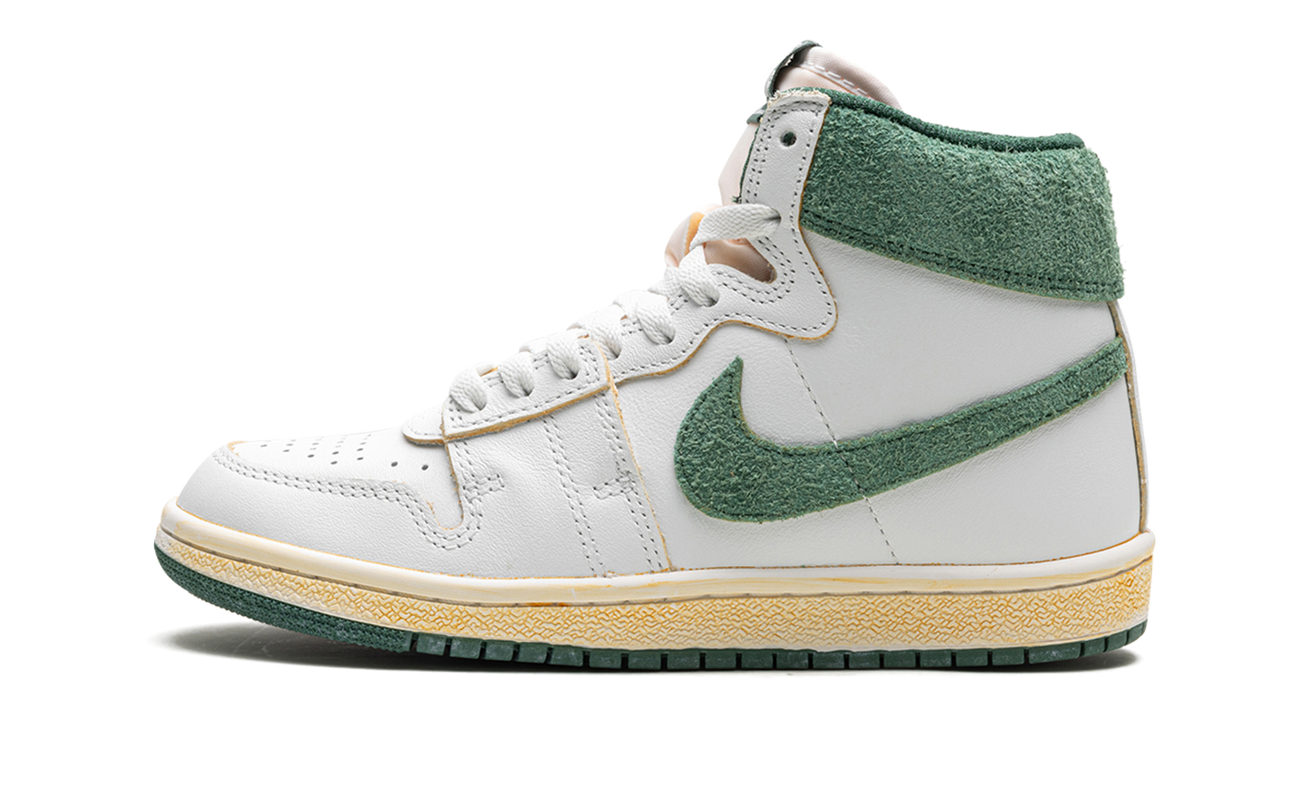 Jordan Air Ship Pe Sp "A Ma Maniére Green Stone"