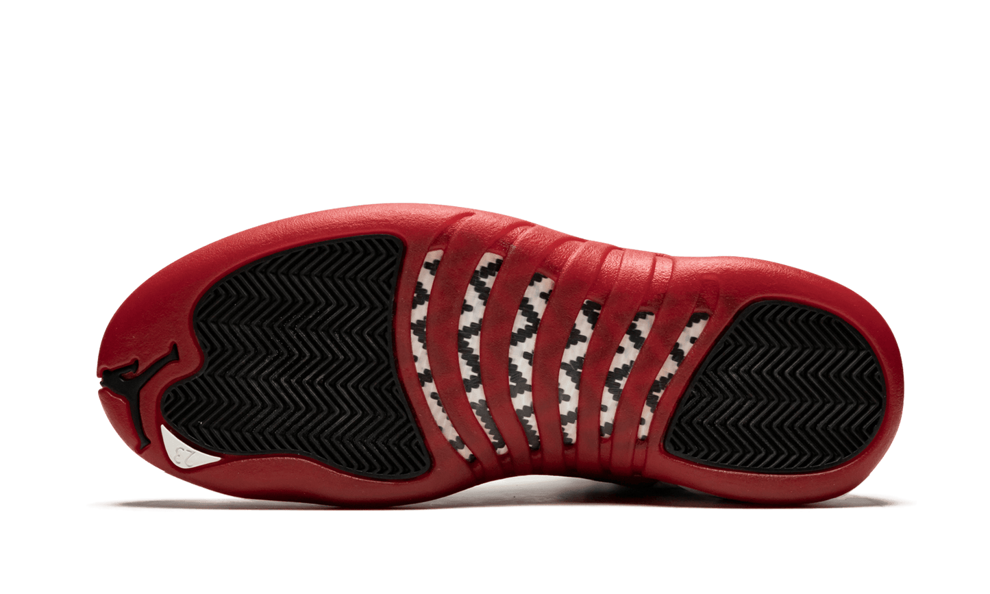 Air Jordan 12 Retro "Cherry (2009)"