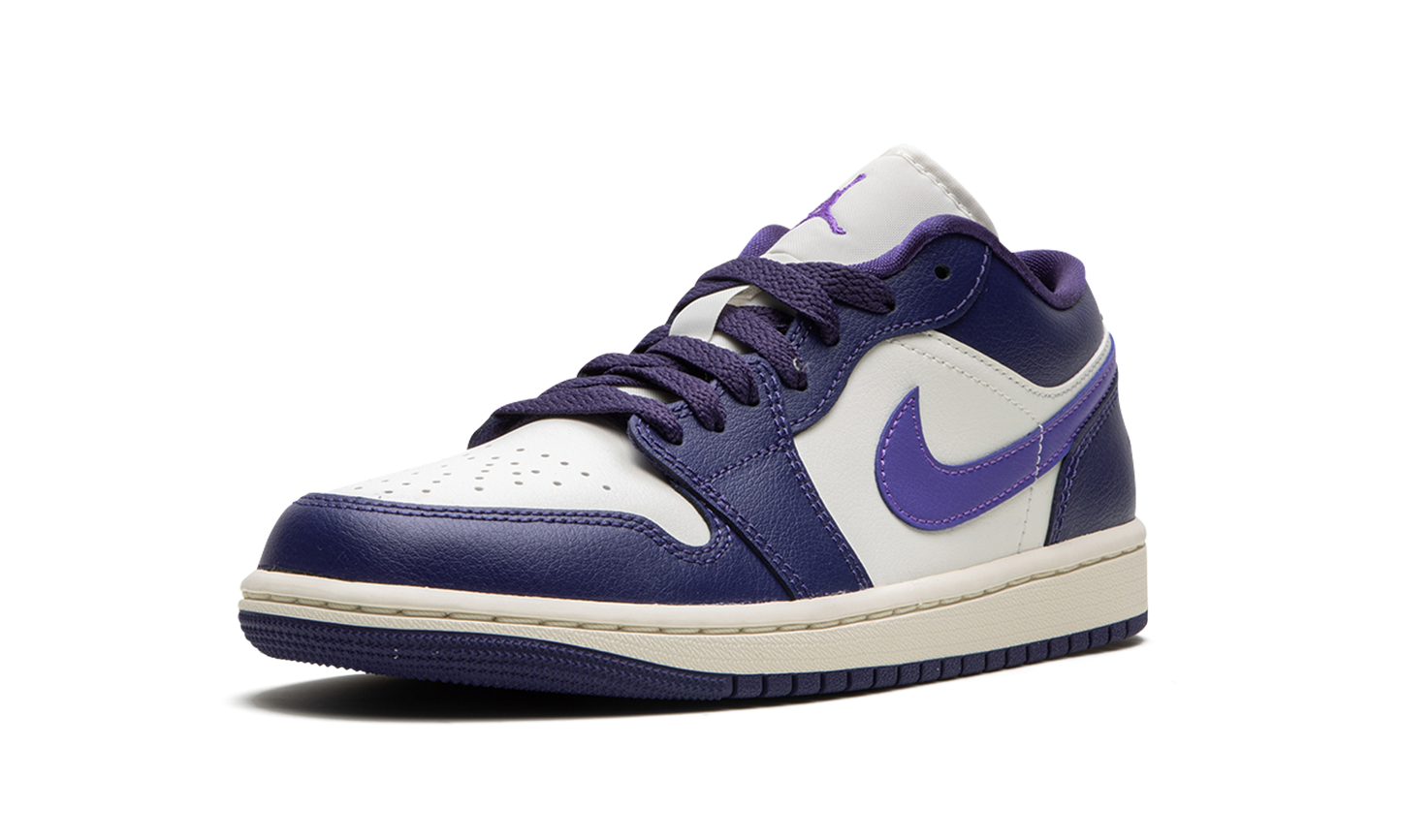 AIR JORDAN 1 LO WMNS "Action Grape" DC0774 502