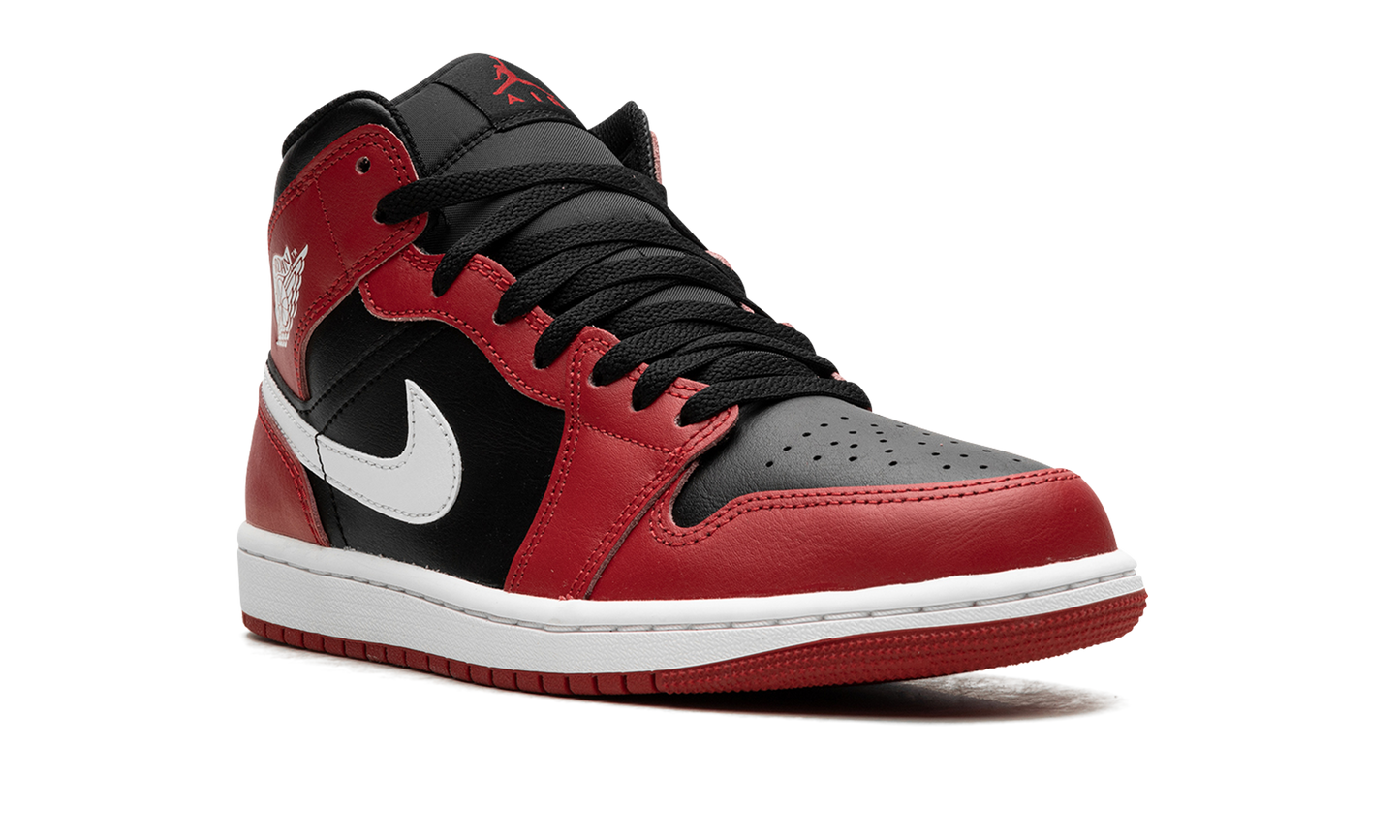 Air Jordan 1 "red" DQ8426-061
