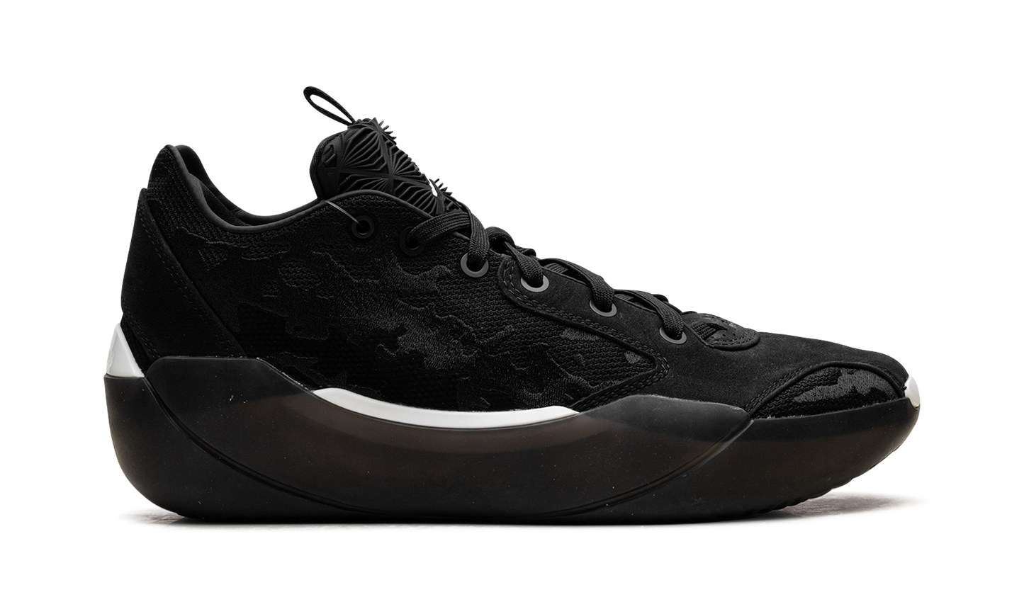 Air Jordan XXXIX "Black / Sail" FQ0213 001