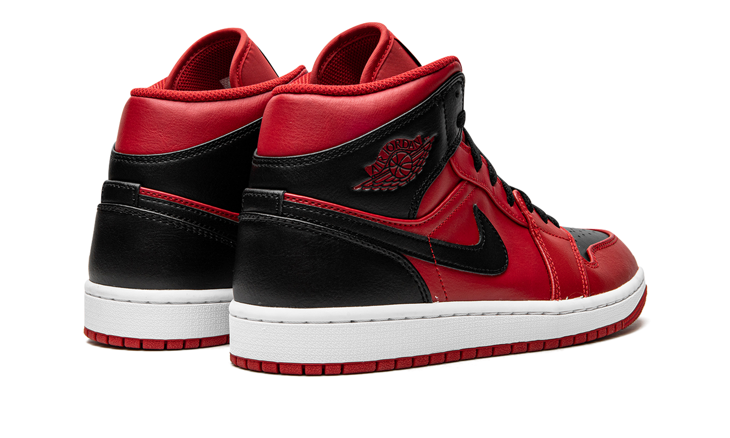 Jordan 1 Mid "Reverse Bred" 554724 660