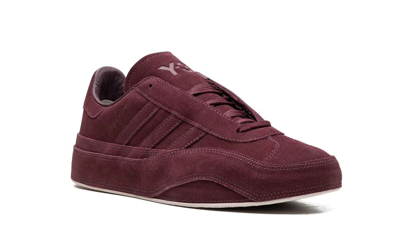 Gazelle Y-3 "Shadow Red"