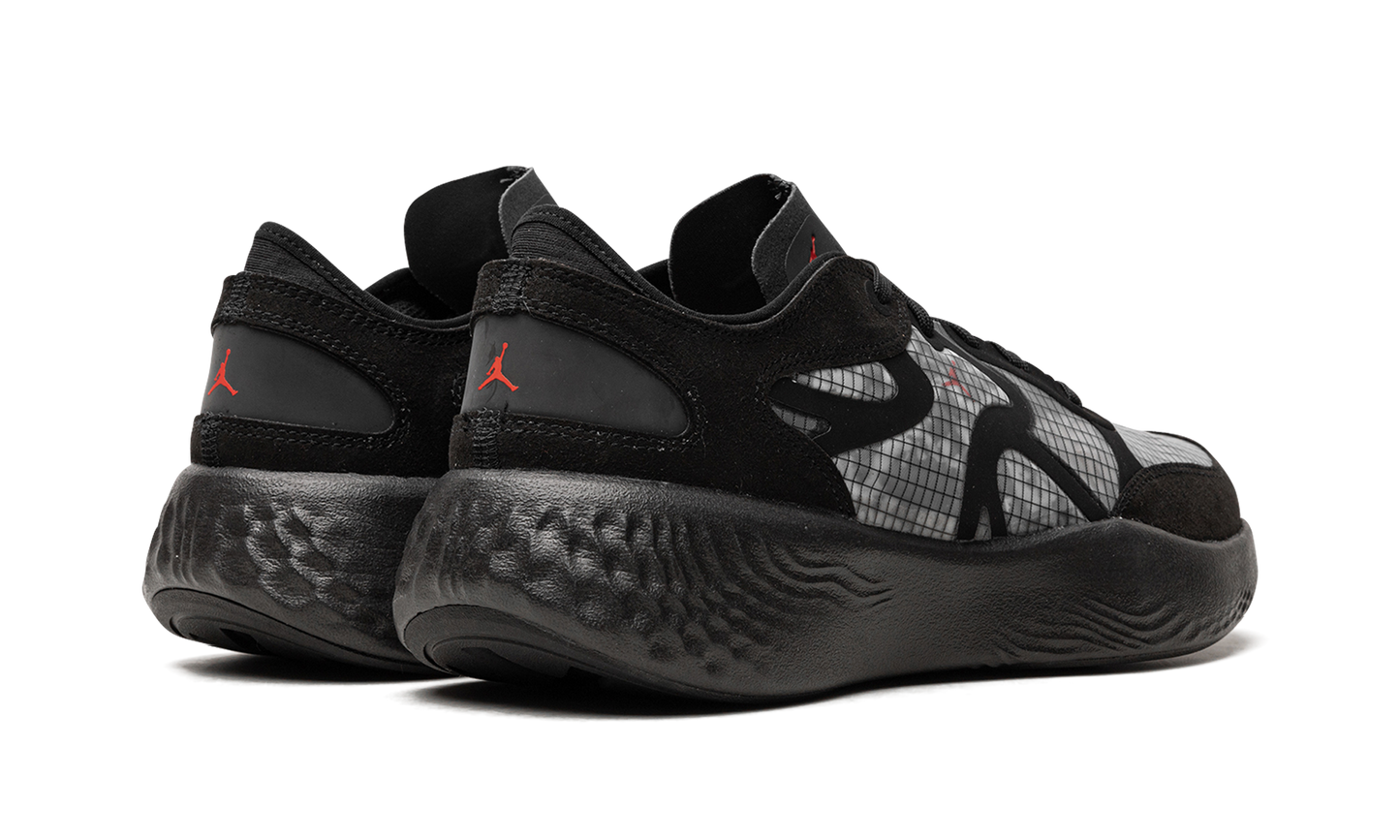 Jordan Delta 3 Low "Black Anthracite" DN2647 060