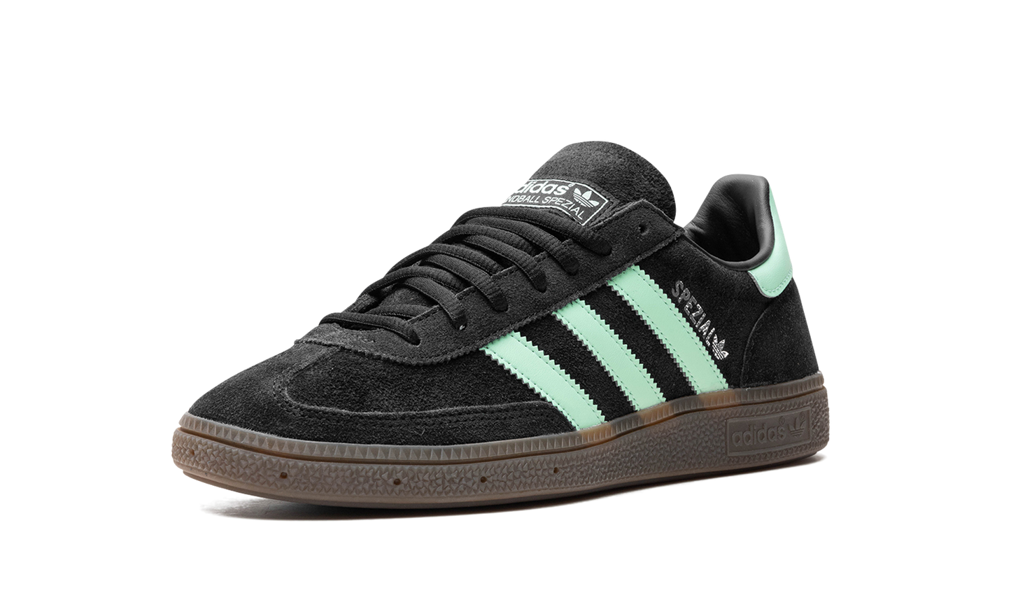 Handball Spezial "Clear Mint Gum"