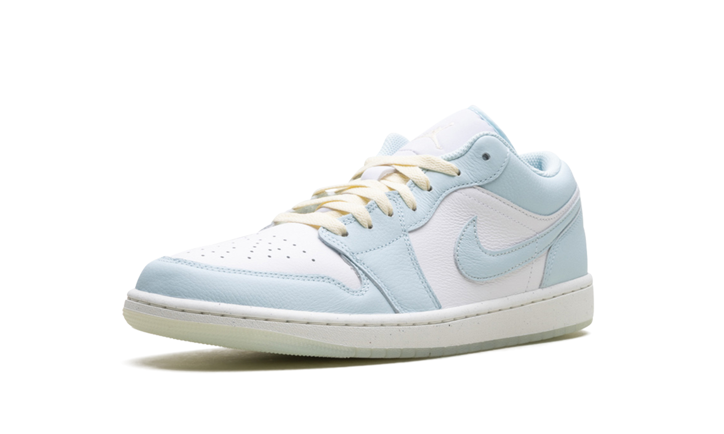 Jordan 1 Low SE "Glacier Blue Summit White" HJ5999 400