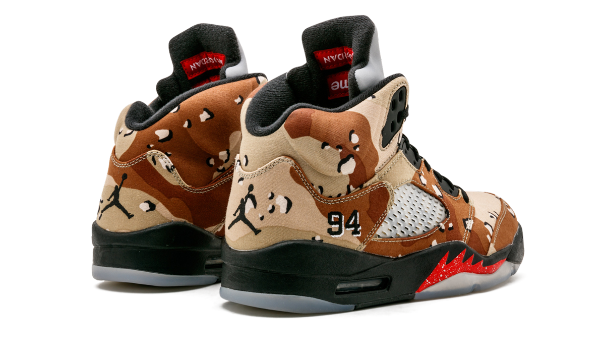 Air Jordan 5 Retro Supreme "Camo" 824371 201