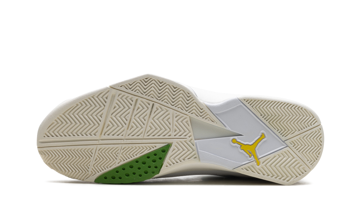 Jordan True Flight "Chlorophyll" HF4826 100