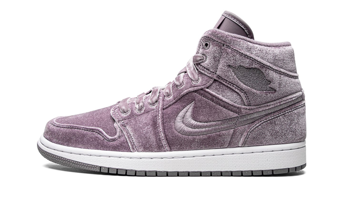 AIR JORDAN 1 MID SE WMNS "Purple Velvet" DQ8397 500