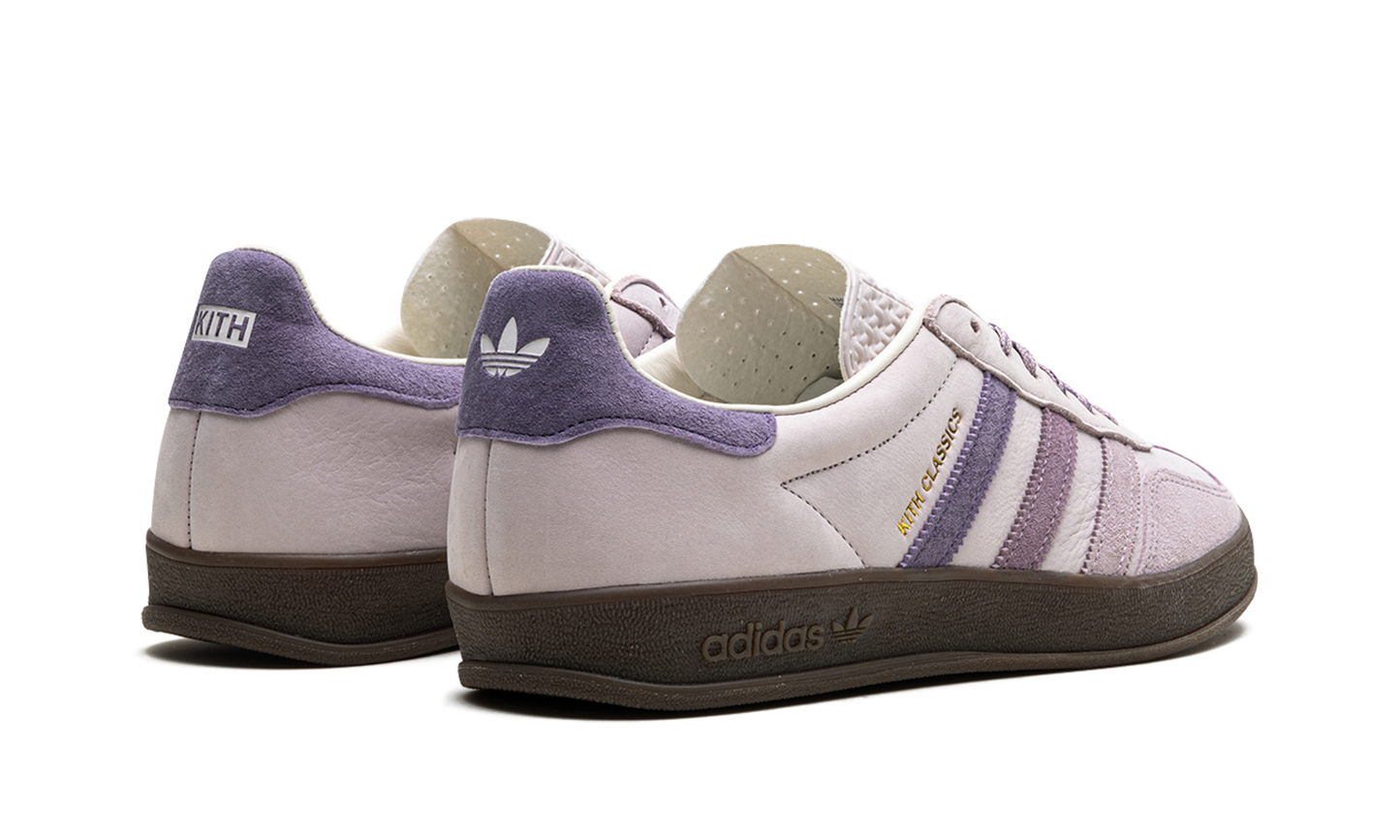 Gazelle Indoor "Kith - Classics Program - Ash Purple"