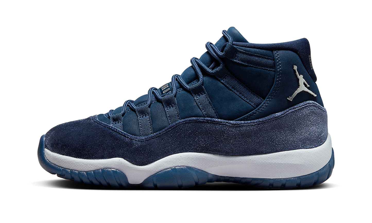 AIR JORDAN 11 VELVET WMNS "Midnight Navy" AR0715 441