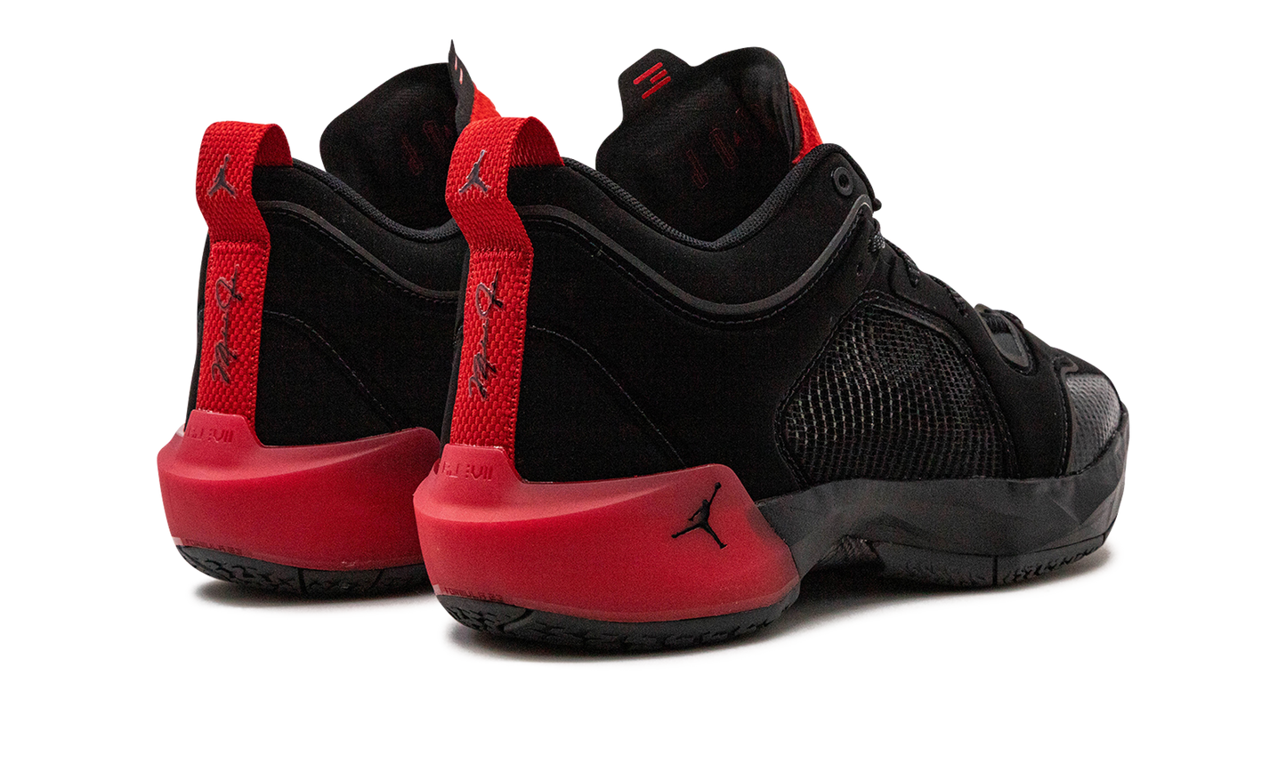 Air Jordan 37 Low "Bred" DQ4122 007