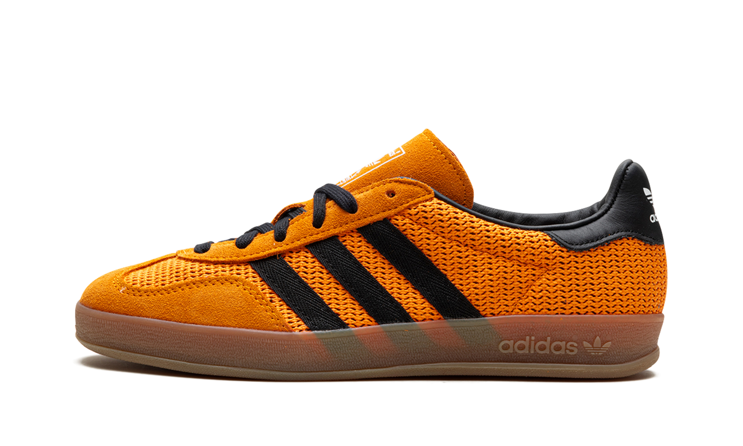 Gazelle Indoor "Orange / Core Black"