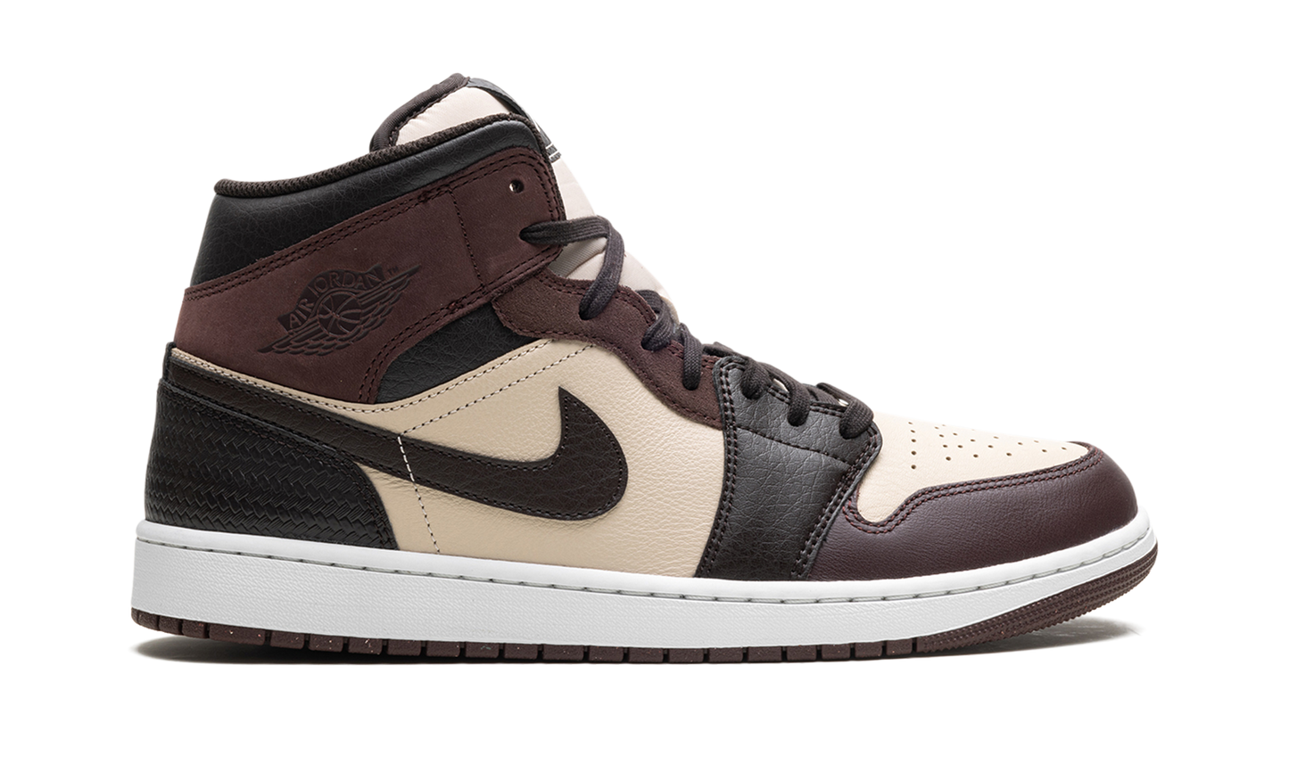 Air Jordan 1 Mid Se "Velvet Brown" FZ4359 200