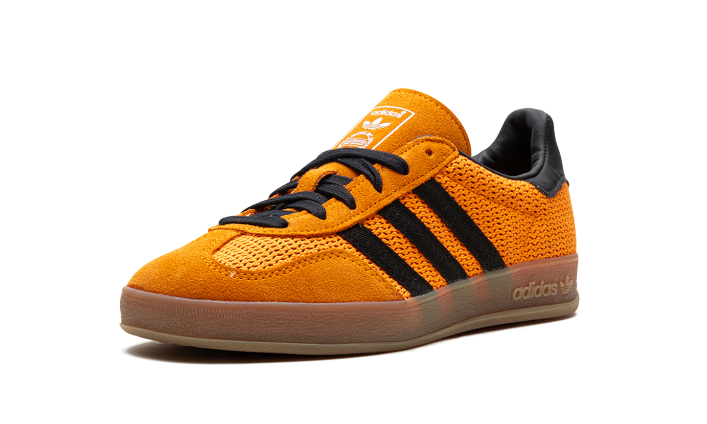 Gazelle Indoor "Orange / Core Black"