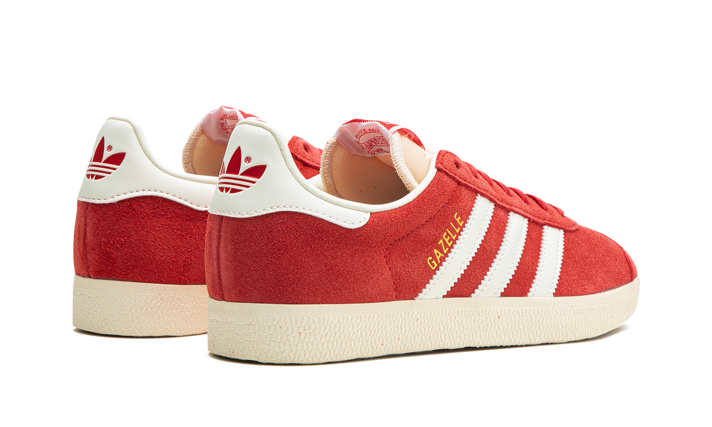 Gazelle "Glory Red"