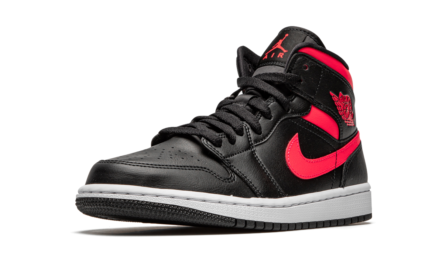 AIR JORDAN 1 MID WMNS "Siren Red" BQ6472 004