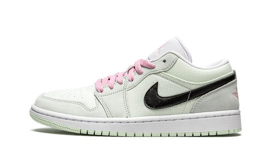 AIR JORDAN 1 LO SE WMNS "Barely Green" CZ0776 300