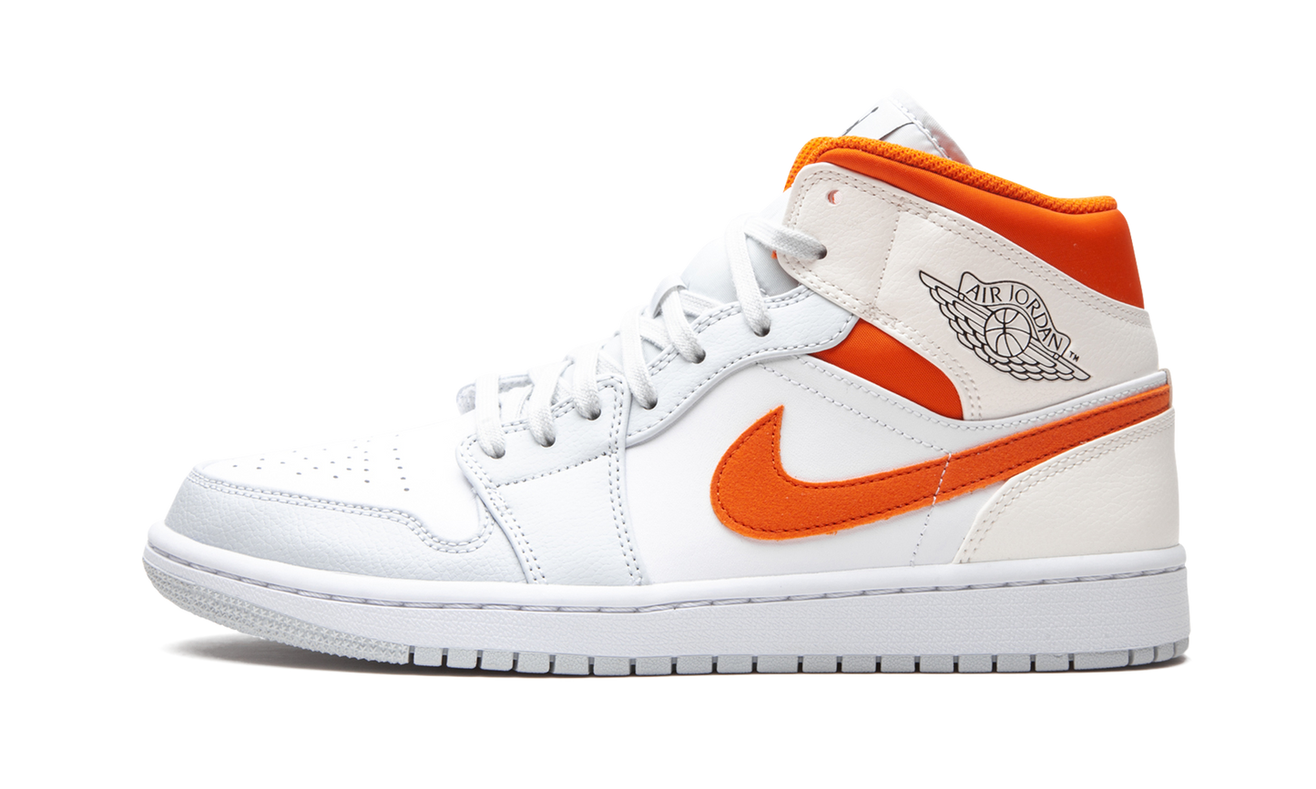 Air Jordan 1 Mid "Starfish"