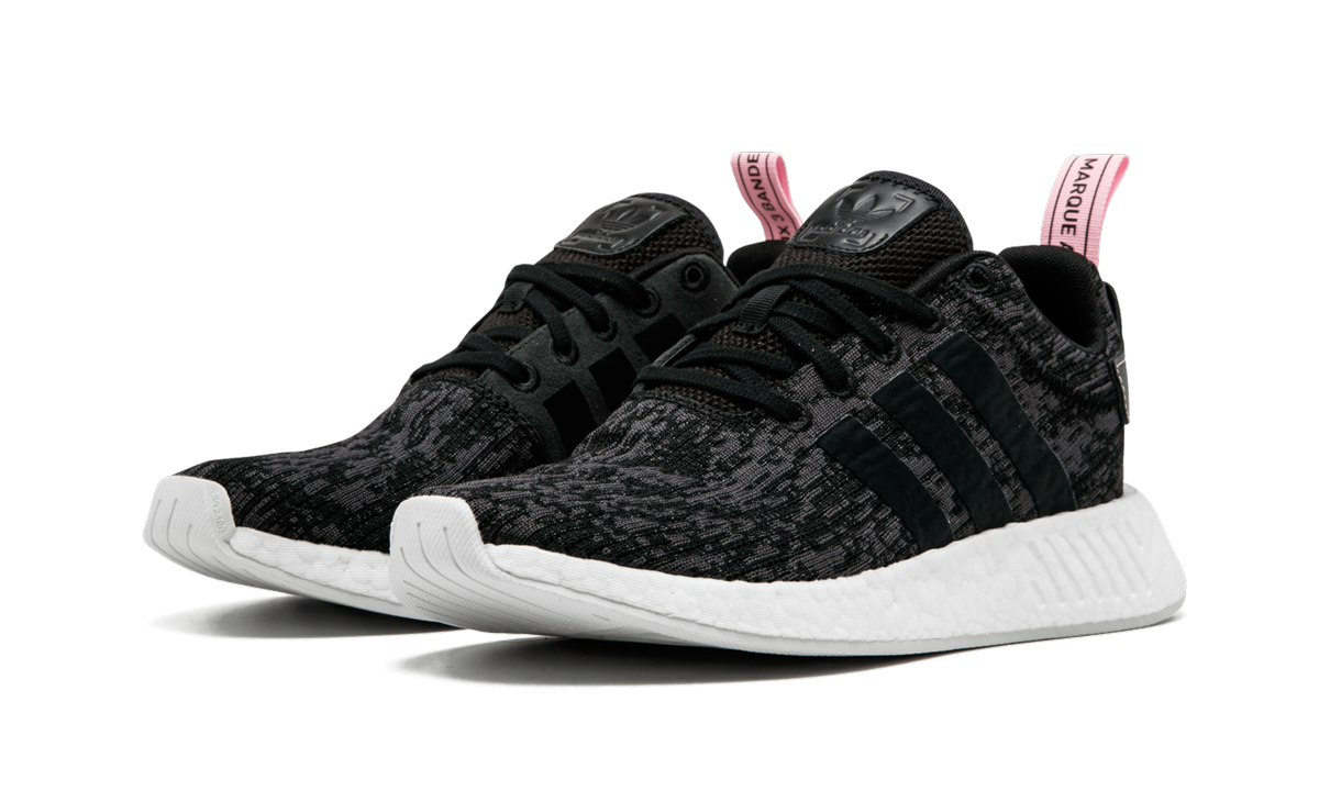 NMD_R2 WMNS