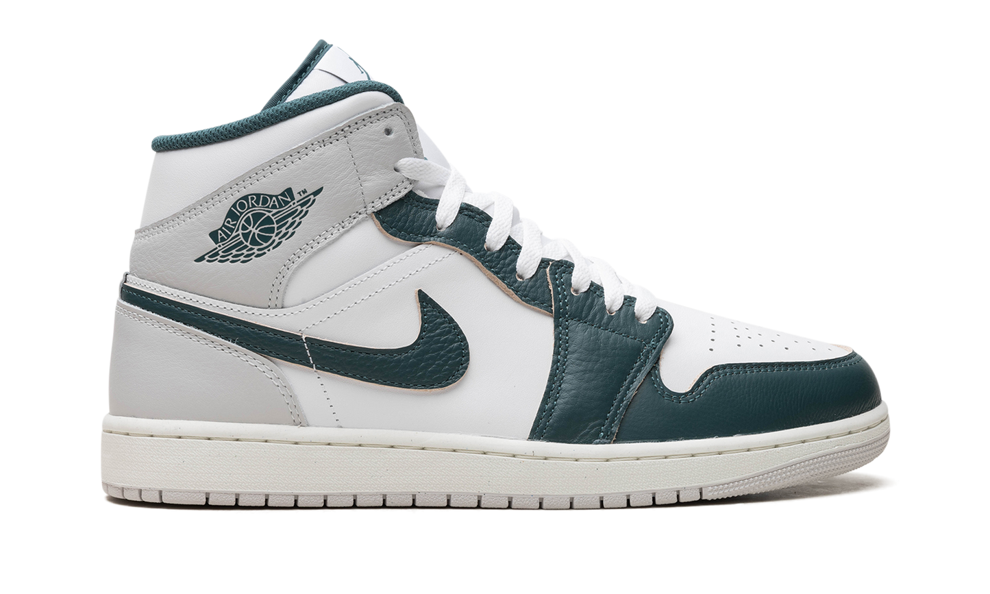 Air Jordan 1 "Oxidized Green" FQ7720 103