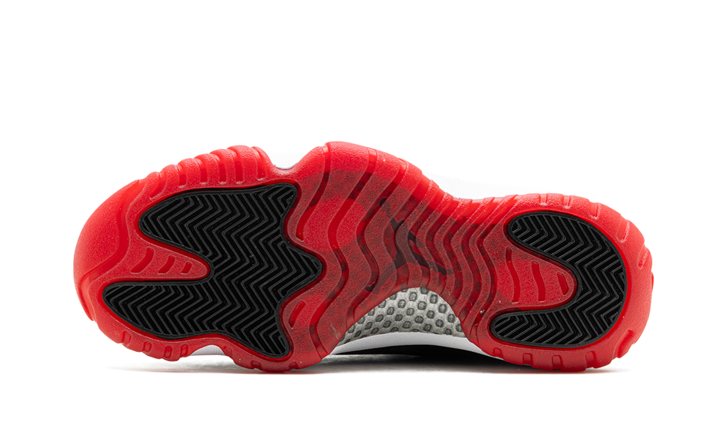 Air Jordan 11 WMNS "Bred Velvet" DB5457 061