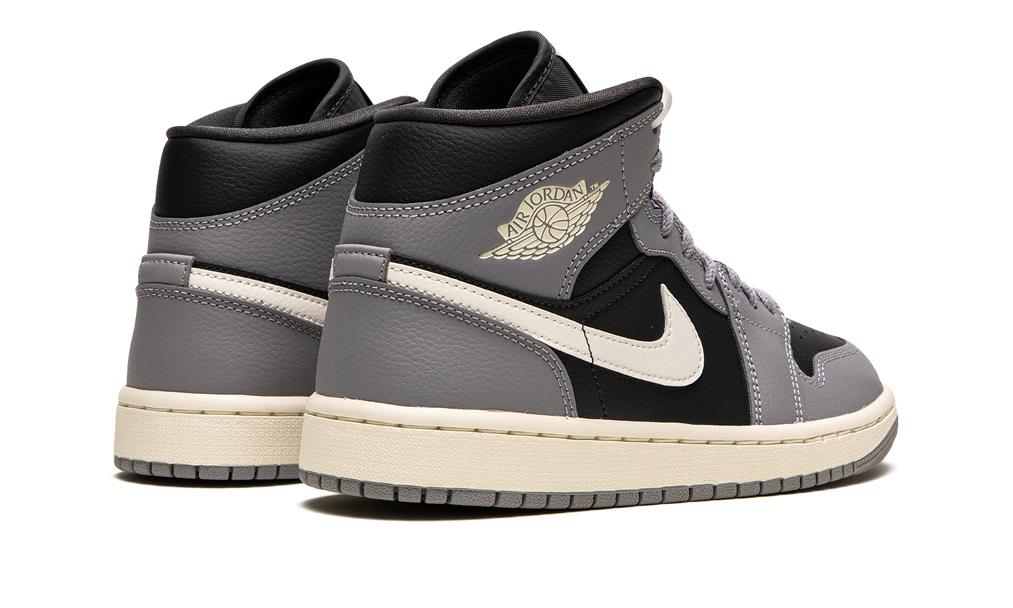 AIR JORDAN 1 MID WMNS "CEMENT GREY" BQ6472 022
