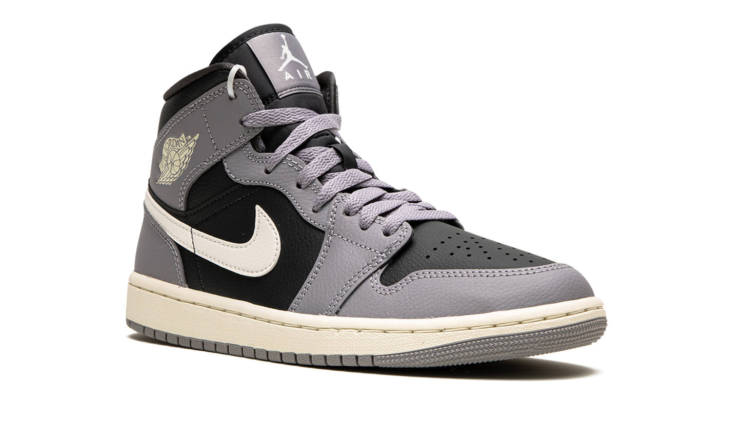 AIR JORDAN 1 MID WMNS "CEMENT GREY" BQ6472 022