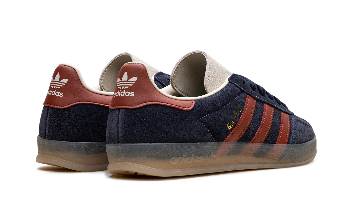 Gazelle Indoor "Legend Ink Preloved Ruby"