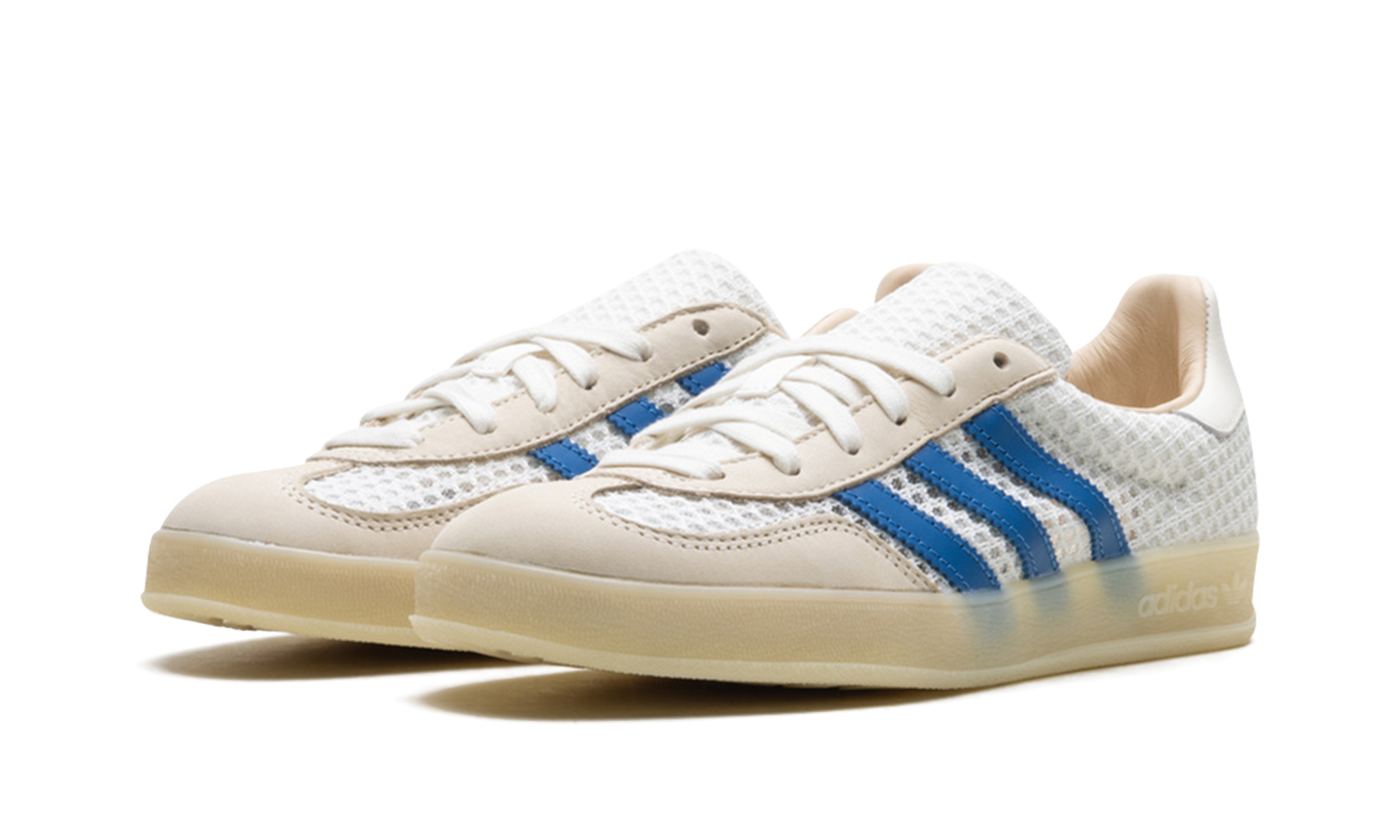 Gazelle Indoor "Off White Focus Blue"