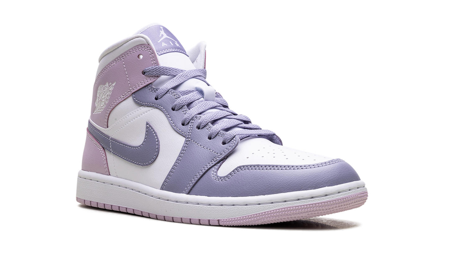 Jordan 1 Mid WMNS "Indigo Haze Doll White" BQ6472 510