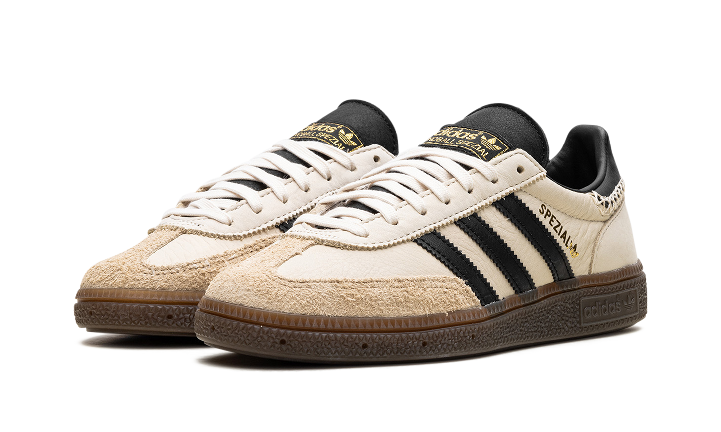Handball Spezial WMNS "Wonder White Black"