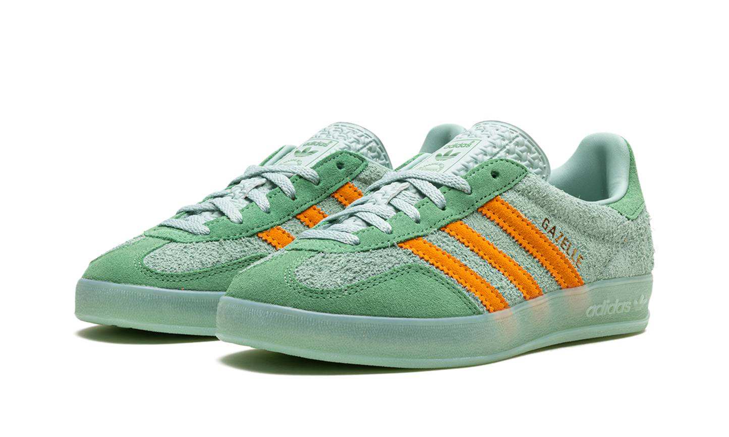 Gazelle Indoor WMNS "Hazy Green Crew Yellow"