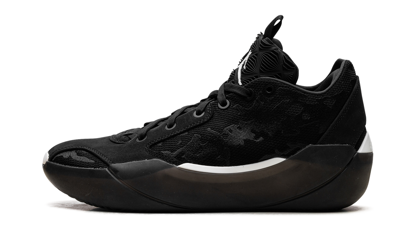 Air Jordan XXXIX "Black / Sail" FQ0213 001