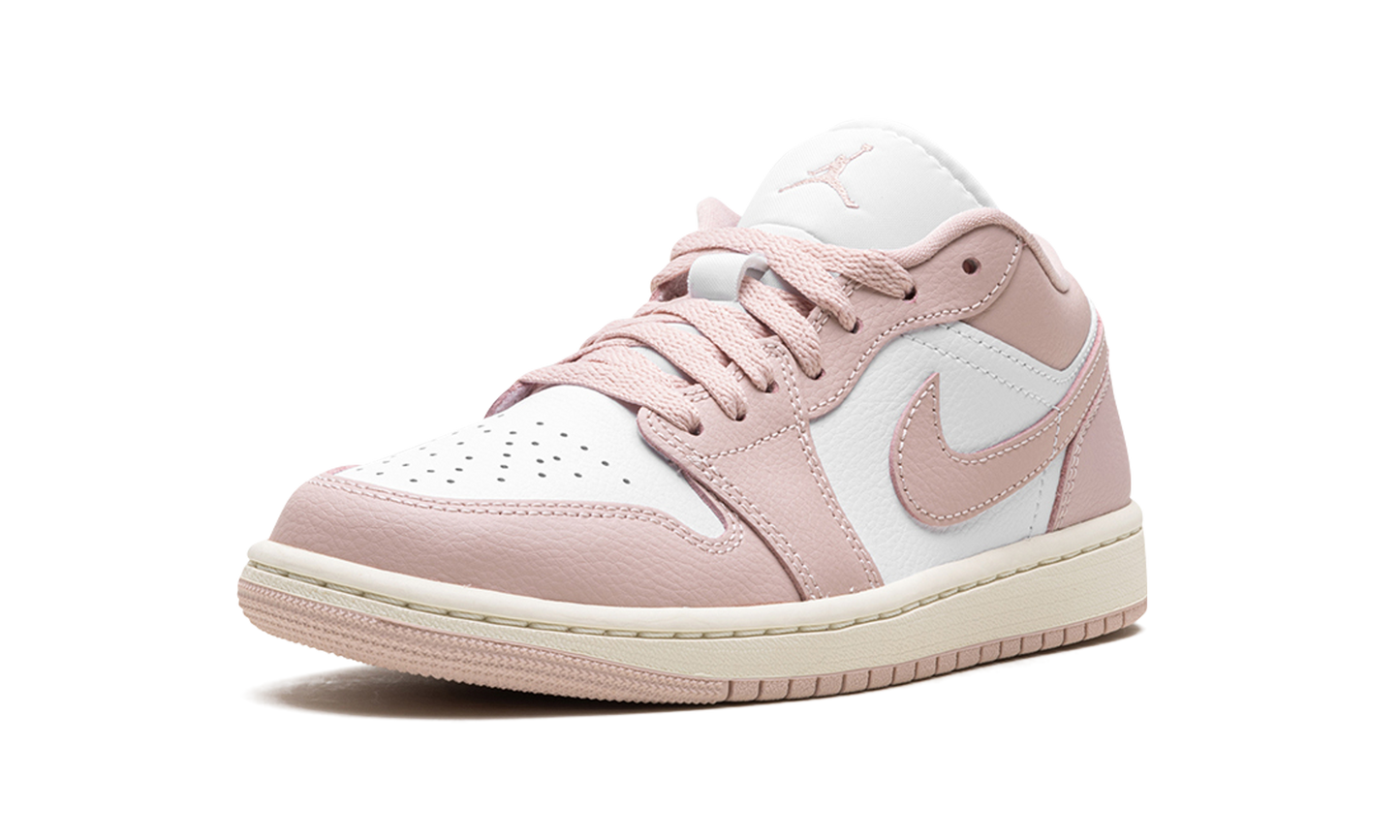 Jordan 1 Low WMNS "Pink Oxford" DC0774 162