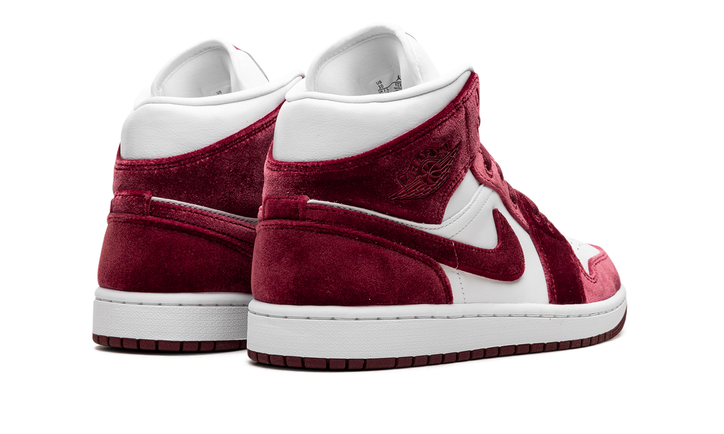 JORDAN 1 MID SE WMNS "Red Velvet" FZ3334 100