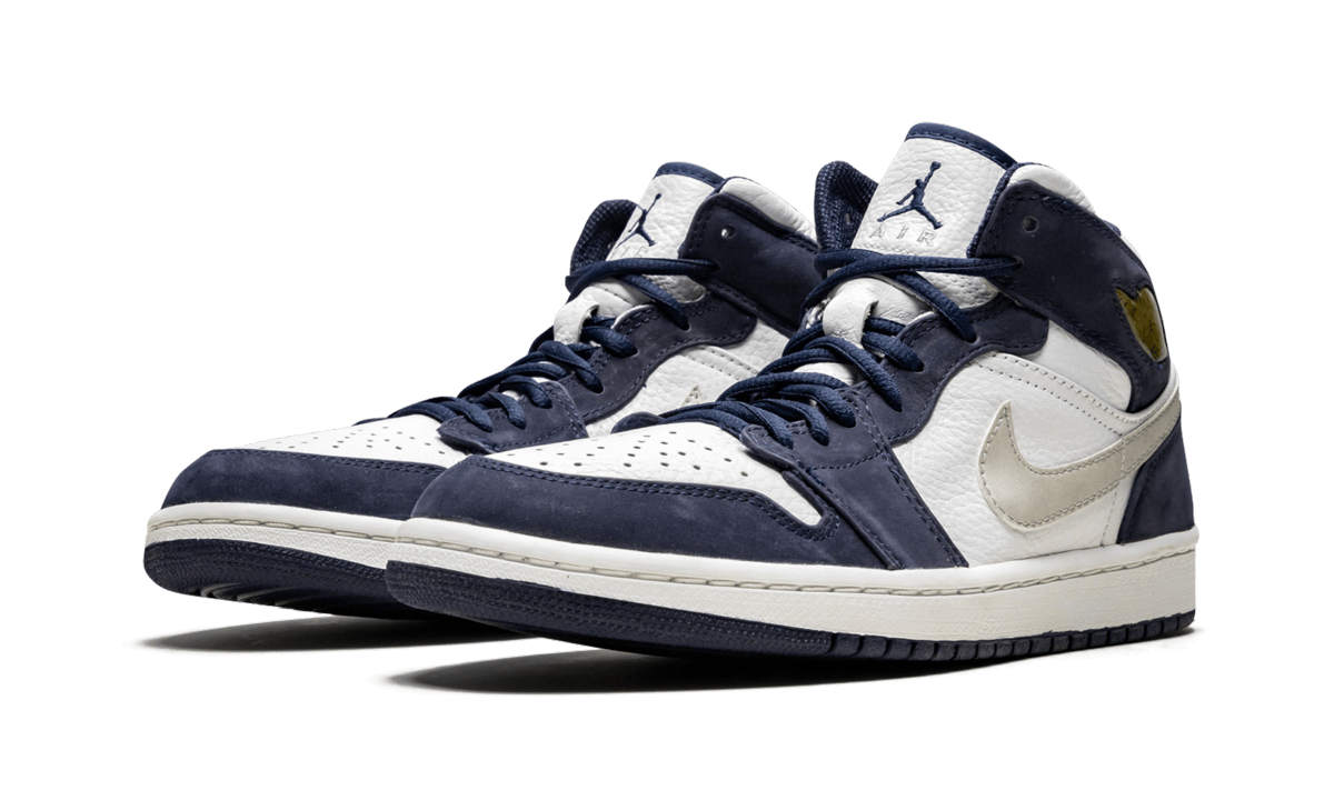 Air Jordan 1 Retro +