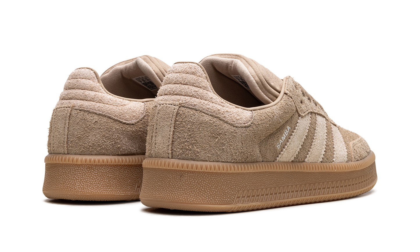 Samba XLG "Cardboard Magic Beige"